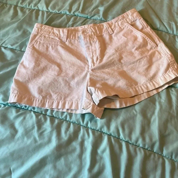 Gap women’s size 4 white shorts - Picture 1 of 4